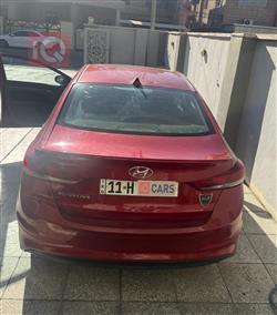 هیوندای ئەلەنترا